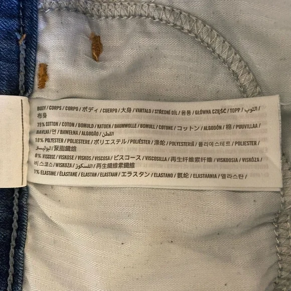 Hollister Mid-Rise Super Skinny Jeans - Picture 13 of 15